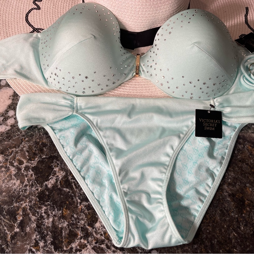 Vintage and new with tags Victoria’s secret’s bikini 👙 34DD/M bottoms - Picture 4 of 12